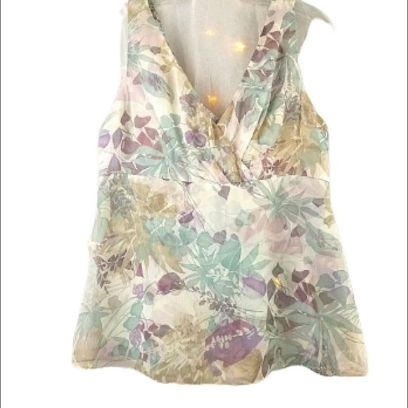Linda Allard for Ellen Tracy silk flloral top - Picture 1 of 13